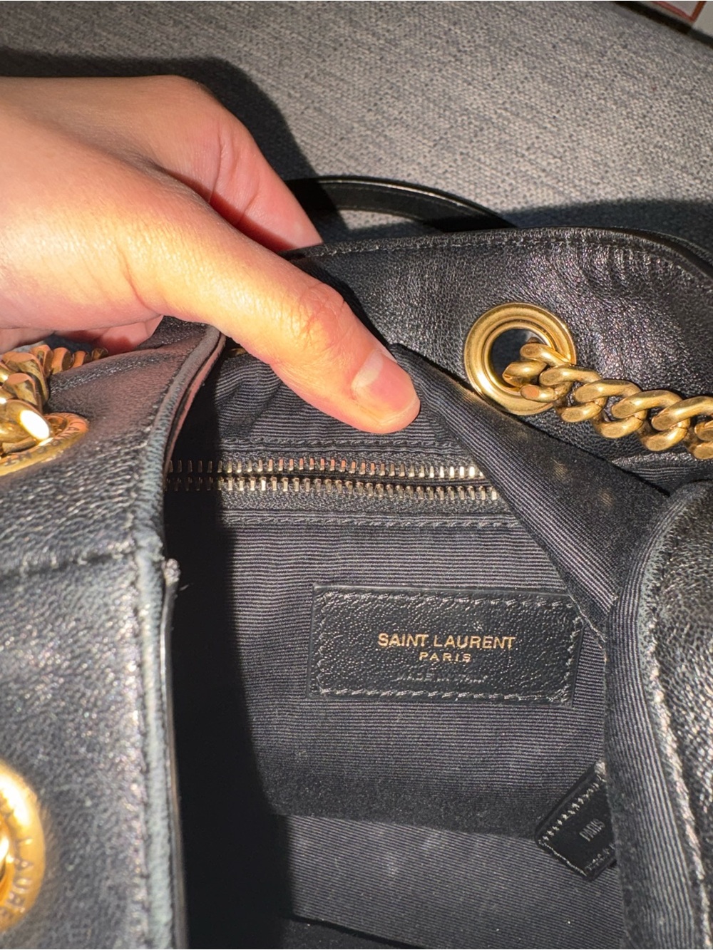 Saint Laurent Black Quilted Leather Drawstring Backpack with Gold Chain - Picture 9 of 16